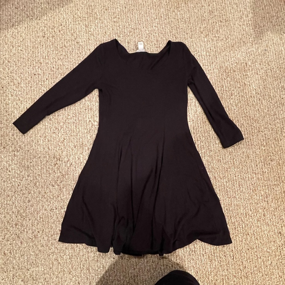 FOREVER 21 BLACK LONG SLEEVE DRESS